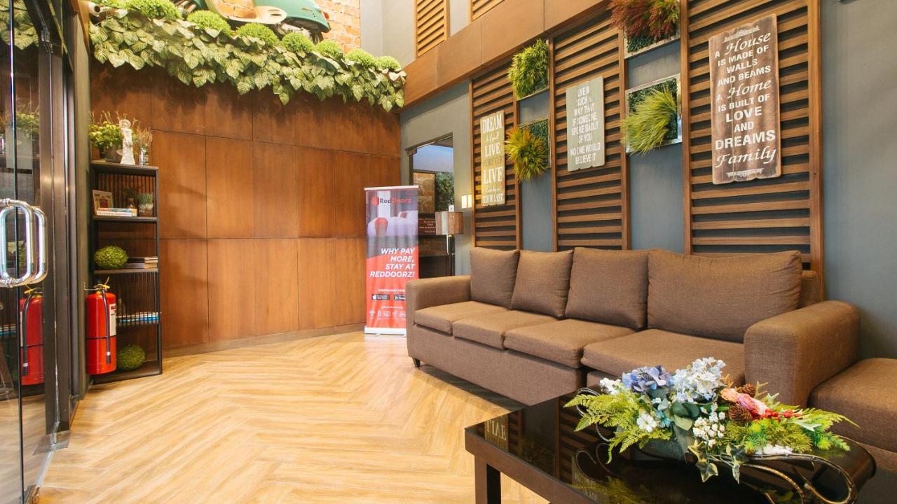 Reddoorz @ Gardenview Hotel Gtower Angeles Bagian luar foto