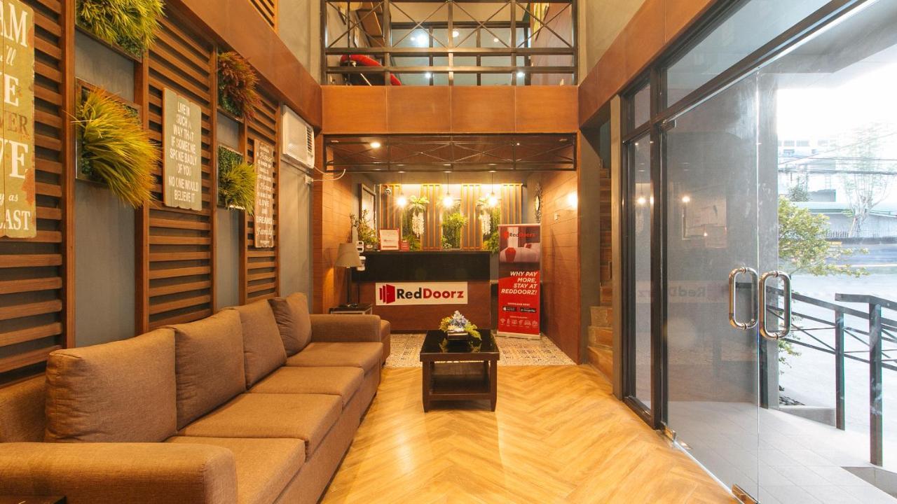 Reddoorz @ Gardenview Hotel Gtower Angeles Bagian luar foto