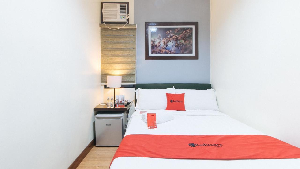 Reddoorz @ Gardenview Hotel Gtower Angeles Bagian luar foto
