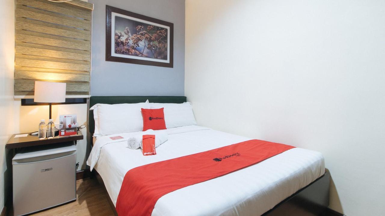 Reddoorz @ Gardenview Hotel Gtower Angeles Bagian luar foto