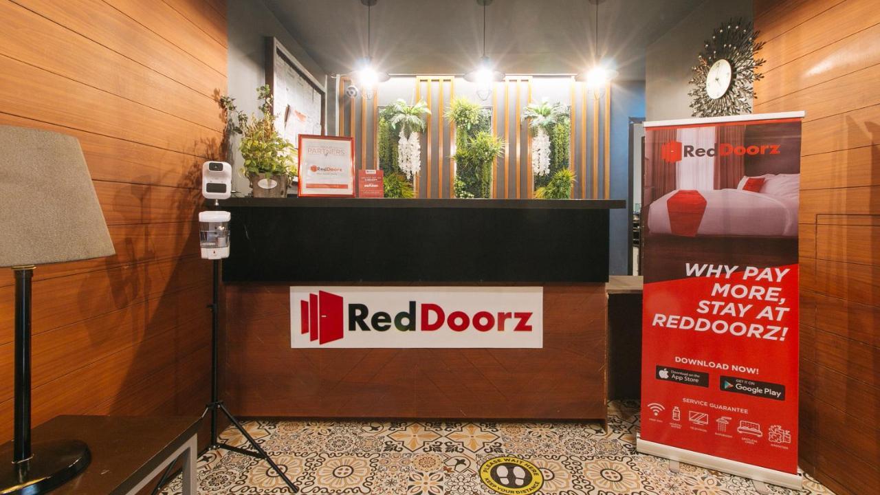 Reddoorz @ Gardenview Hotel Gtower Angeles Bagian luar foto